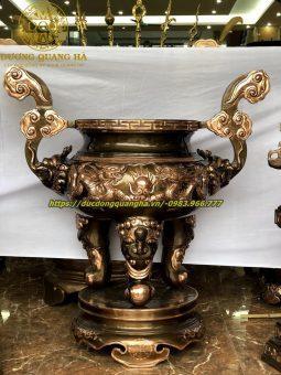 LƯ HƯƠNG BẰNG ĐỒNG ĐỎ CẠO MÀU CAO 1M28