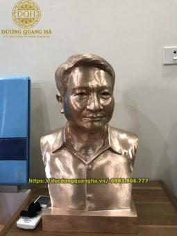 TƯỢNG CHÂN DUNG BẰNG ĐỒNG ĐỎ CAO 60CM