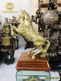 TƯỢNG NGỰA ĐỒNG VÀNG CATTUT