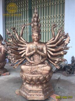 TƯỢNG ĐỨC QUAN ÂM NGHÌN MẮT NGHÌN TAY