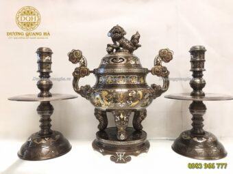 TAM SỰ 70 ĐỒNG ĐỎ KHẢM NGŨ SẮC