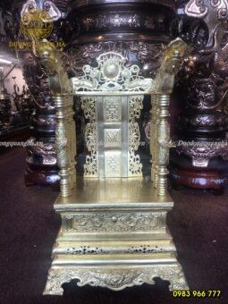 NGAI THỜ ĐỒNG VÀNG MỘC