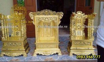 NGAI THỜ ĐỒNG VÀNG MỘC