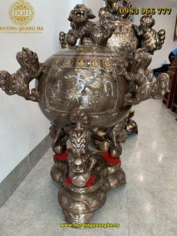 ĐỈNH CẦU ĐỒNG ĐỎ KHẢM NGŨ SẮC