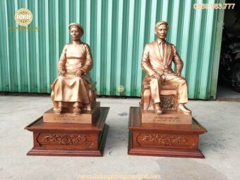 TƯỢNG CHÂN DUNG CỤ ÔNG VÀ CỤ BÀ TẠI NGHỆ AN