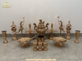 BỘ ĐỈNH THỜ ĐỒNG ĐỎ KÈM PHỤ KIỆN ĐI KÈM 