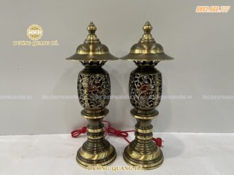 Cặp đèn thờ quả dứa bằng đồng vàng cao 46cm