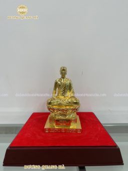 Tượng Phật Hoàng Trần Nhân Tông cao 22 mạ vàng