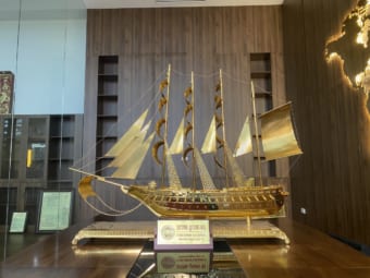 Thuyền Buồm Mô Hình Mạ Vàng 24k