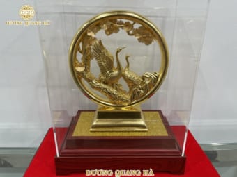 Hộp quà tặng phu thê viên mãn mạ vàng