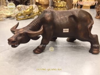 Tượng trâu đúc đồng đỏ siêu đẹp