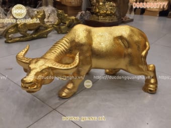 Tượng trâu thiếp vàng 9999