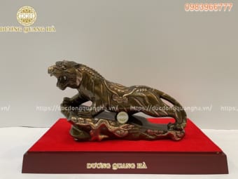 Tượng hổ đúc đồng đỏ nguyên chất