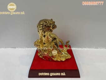 Tượng hổ phong thủy mạ vàng